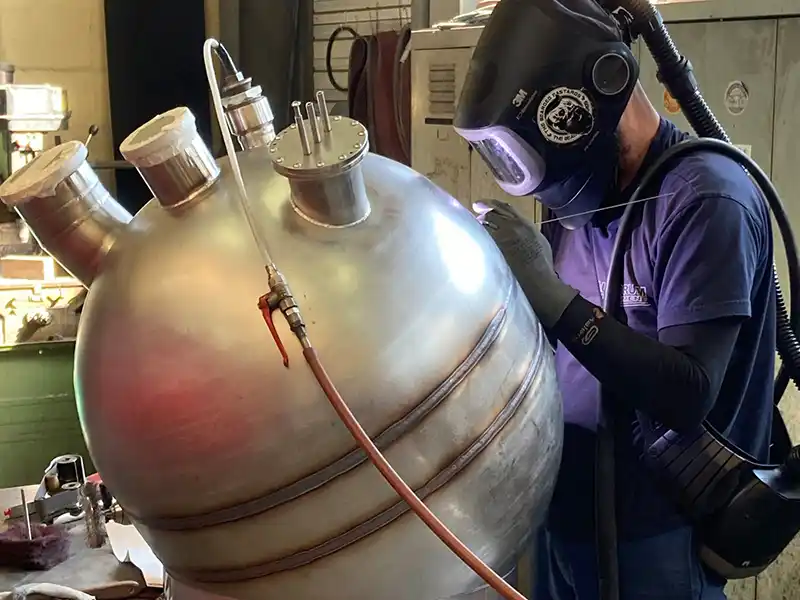 Votre partenaire spécialisé en tôlerie, chaudronnerie et mécano-soudure -Expertise transversale dans toutes les industries - SECMI